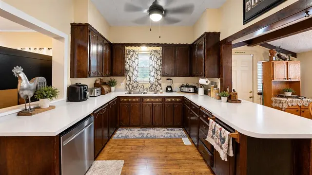 Photo 6 — 601 N Burgess Street, Holdenville, OK 74848