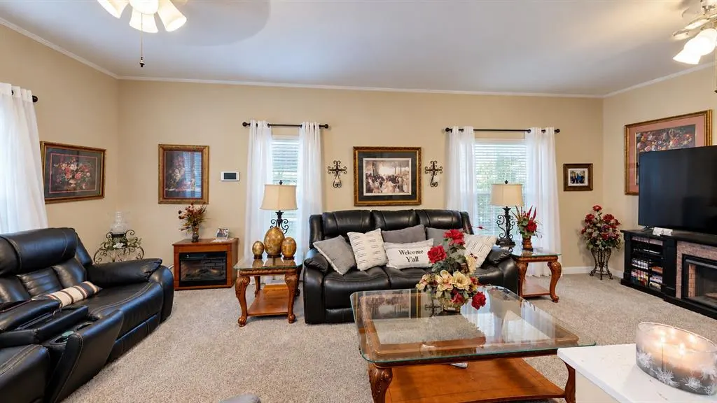 Photo 12 — 601 N Burgess Street, Holdenville, OK 74848