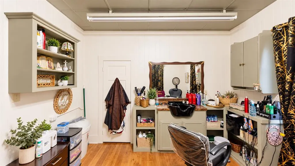 Photo 17 — 601 N Burgess Street, Holdenville, OK 74848