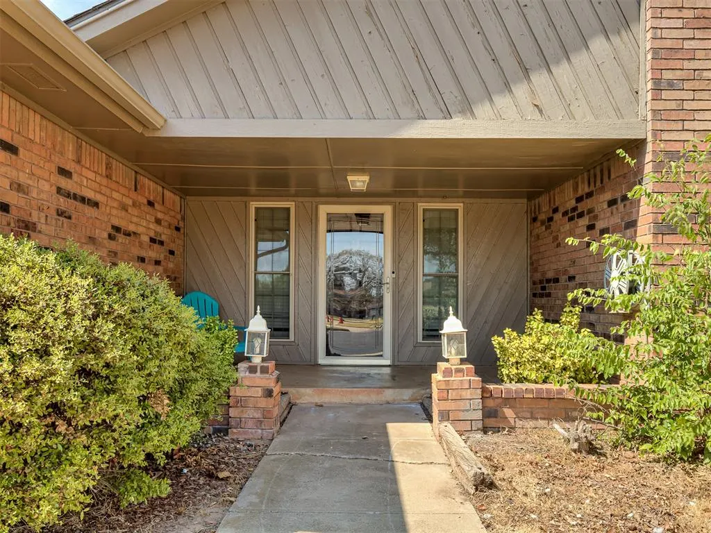Photo 3 — 10717 S Blackwelder Avenue, Oklahoma City, OK 73170