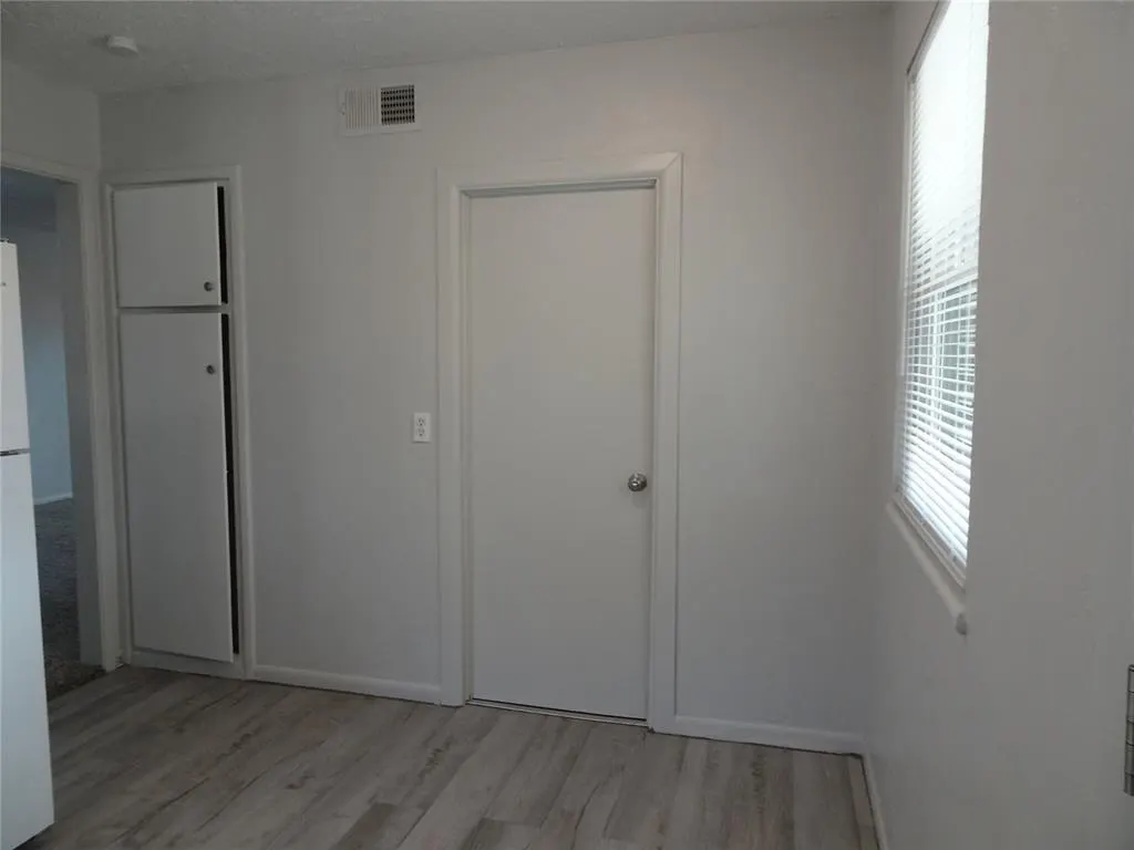 Photo 13 — 2305 Maple Drive, Midwest City, OK 73110
