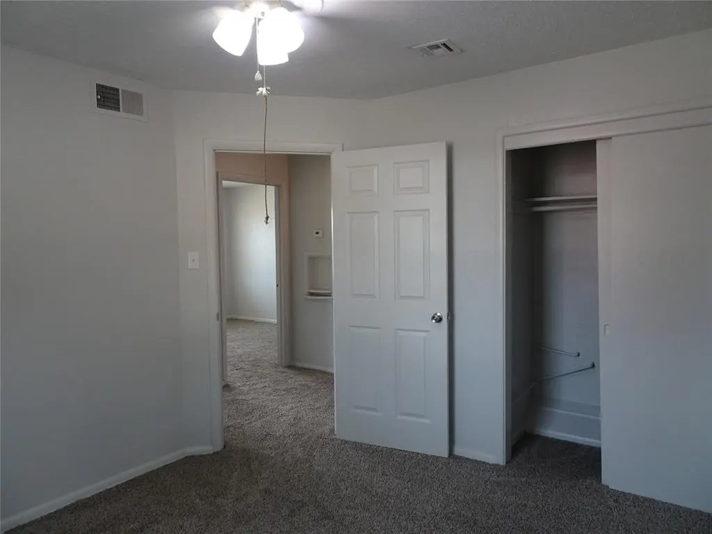 Photo 25 — 2305 Maple Drive, Midwest City, OK 73110