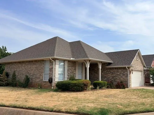 Photo 2 — 4441 Day Lilly Lane, Oklahoma City, OK 73120