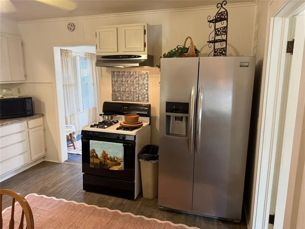 Photo 7 — 412 E Grand Street, Wetumka, OK 74883