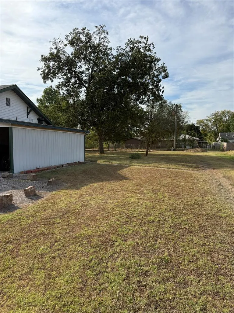 Photo 22 — 412 E Grand Street, Wetumka, OK 74883