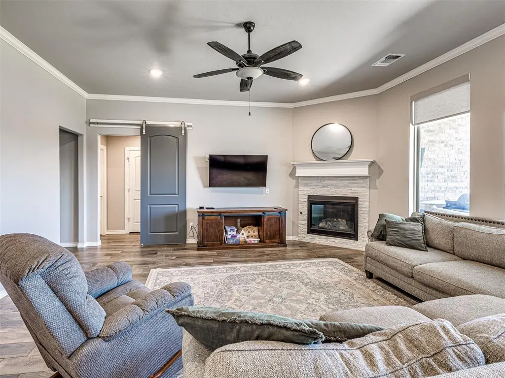 Photo 9 — 3032 Dudley Drive, Edmond, OK 73012