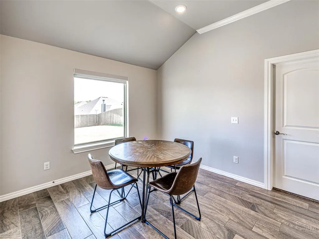 Photo 16 — 3032 Dudley Drive, Edmond, OK 73012