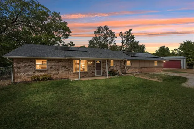 Photo 3 — 1658 County Road 1220, Tuttle, OK 73089
