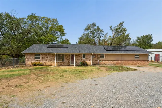 Photo 6 — 1658 County Road 1220, Tuttle, OK 73089