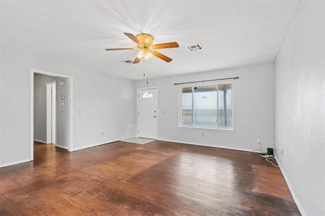 Photo 8 — 1658 County Road 1220, Tuttle, OK 73089