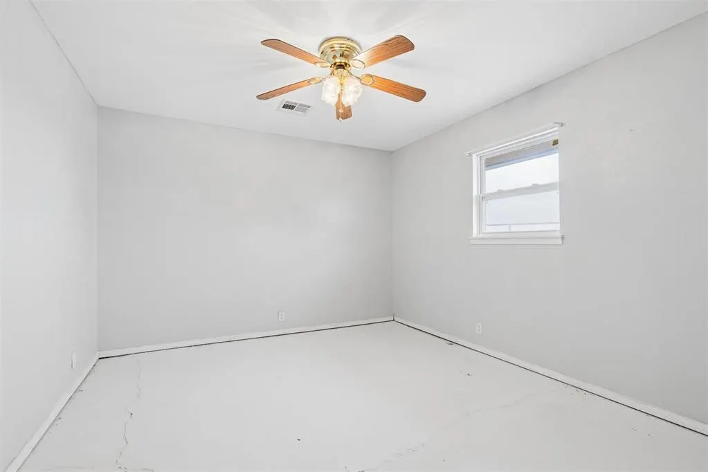 Photo 32 — 1658 County Road 1220, Tuttle, OK 73089