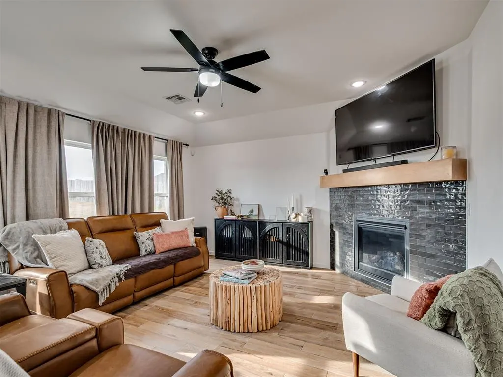 Photo 6 — 2777 Juneberry Lane, Newcastle, OK 73065