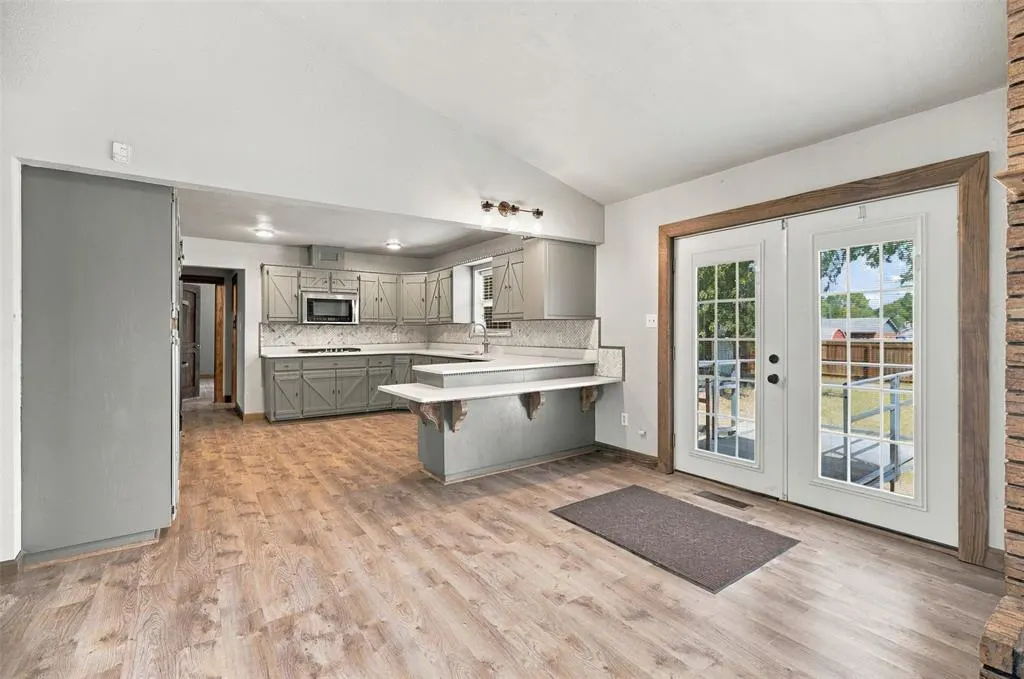Photo 5 — 505 S 4th Avenue, Stroud, OK 74079