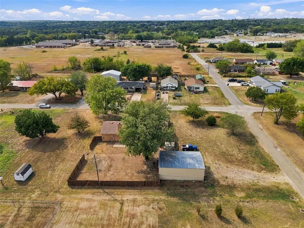 Photo 32 — 505 S 4th Avenue, Stroud, OK 74079