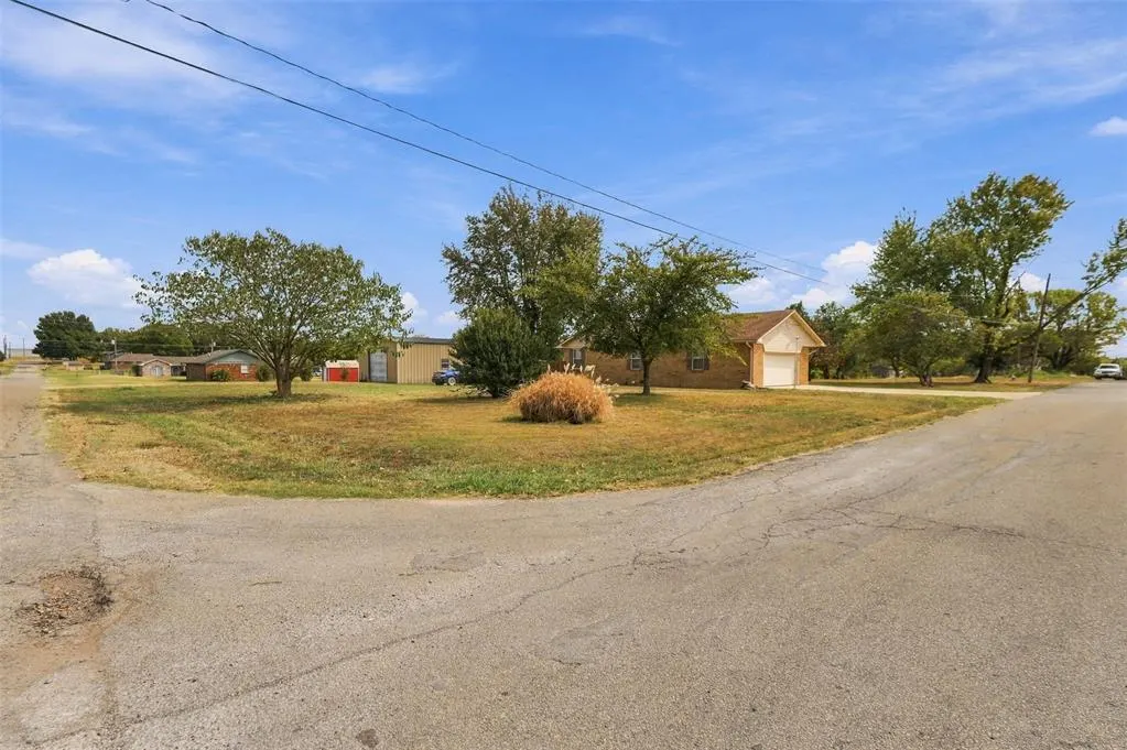 Photo 43 — 505 S 4th Avenue, Stroud, OK 74079