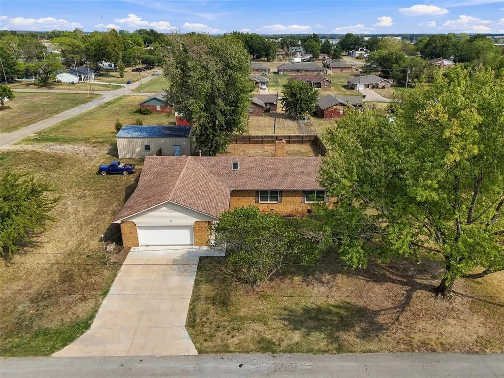 Photo 44 — 505 S 4th Avenue, Stroud, OK 74079