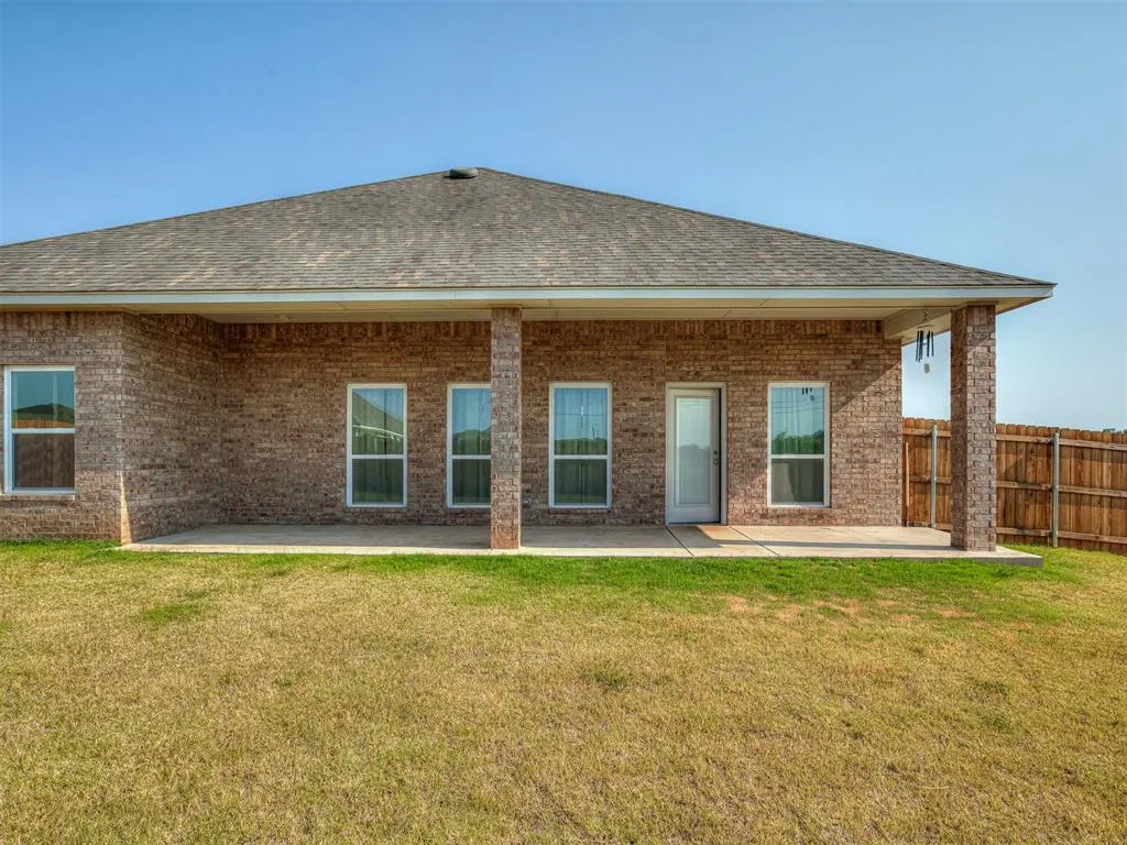 Photo 36 — 9300 NW 141st Street, Yukon, OK 73099