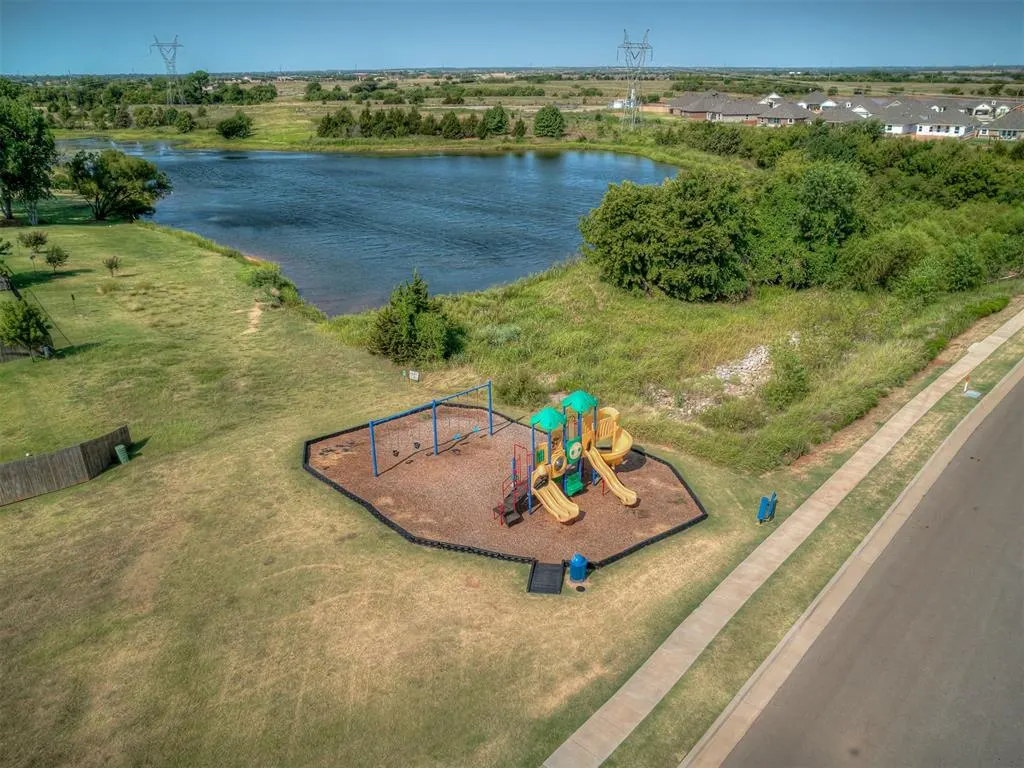 Photo 40 — 9300 NW 141st Street, Yukon, OK 73099