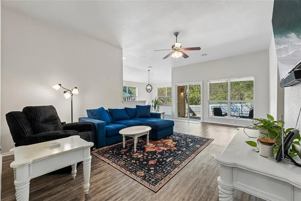 Photo 5 — 713 Cavecreek Street, Norman, OK 73071