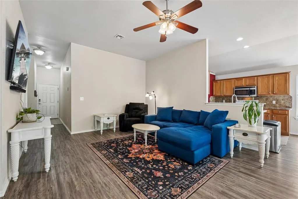 Photo 7 — 713 Cavecreek Street, Norman, OK 73071