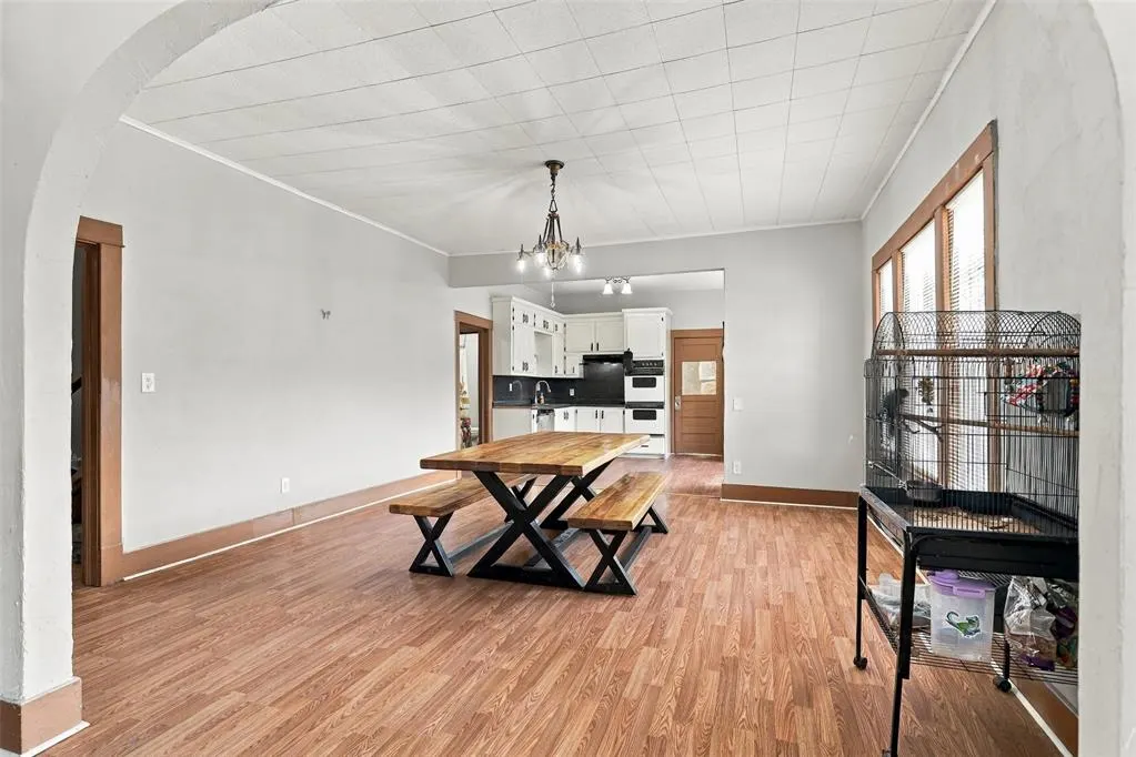 Photo 12 — 906 S Barker Avenue, El Reno, OK 73036