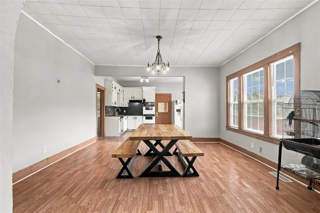 Photo 13 — 906 S Barker Avenue, El Reno, OK 73036