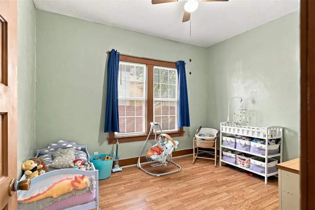 Photo 18 — 906 S Barker Avenue, El Reno, OK 73036