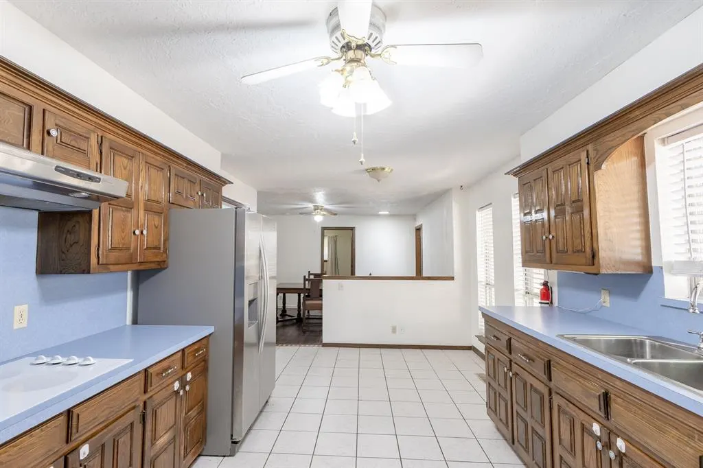 Photo 12 — 419 George L Cross Court, Norman, OK 73069