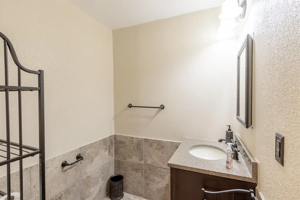 Photo 36 — 419 George L Cross Court, Norman, OK 73069