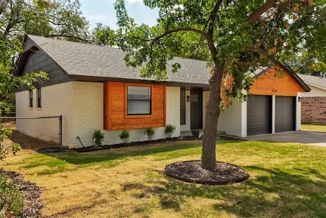 Photo 3 — 212 SW 32nd Street, Oklahoma City, OK 73160