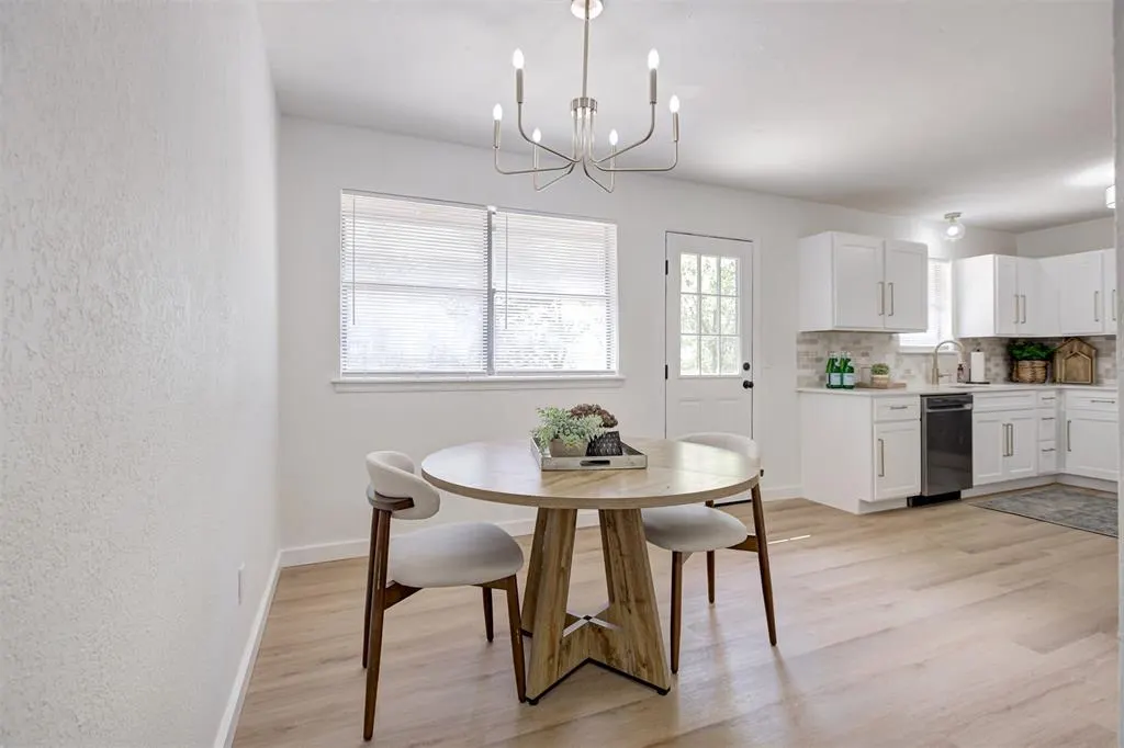 Photo 9 — 212 SW 32nd Street, Oklahoma City, OK 73160