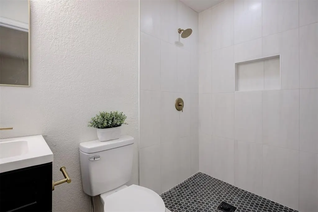 Photo 21 — 212 SW 32nd Street, Oklahoma City, OK 73160