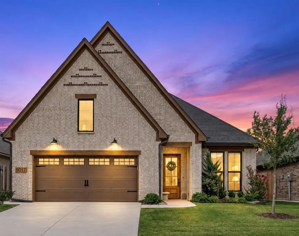Photo 2 — 16217 Blackberry Farm Road, Edmond, OK 73013