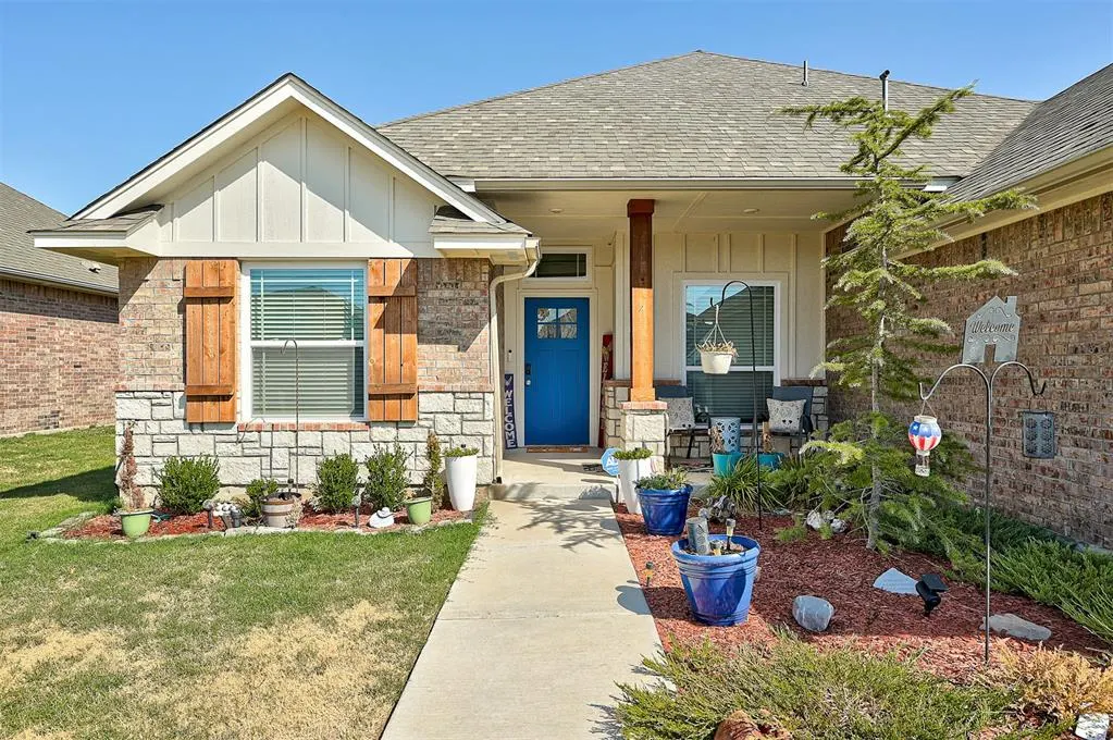 Photo 5 — 1209 SW 140th Street, Oklahoma City, OK 73170