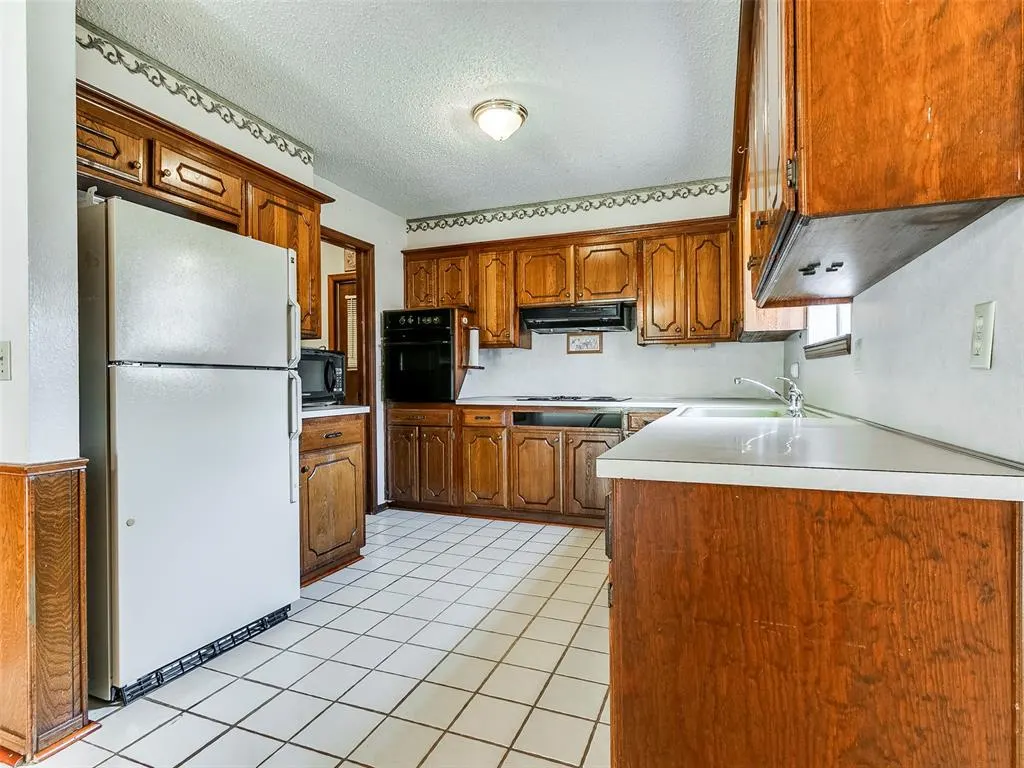 Photo 23 — 709 Wood Crest Street, Moore, OK 73160