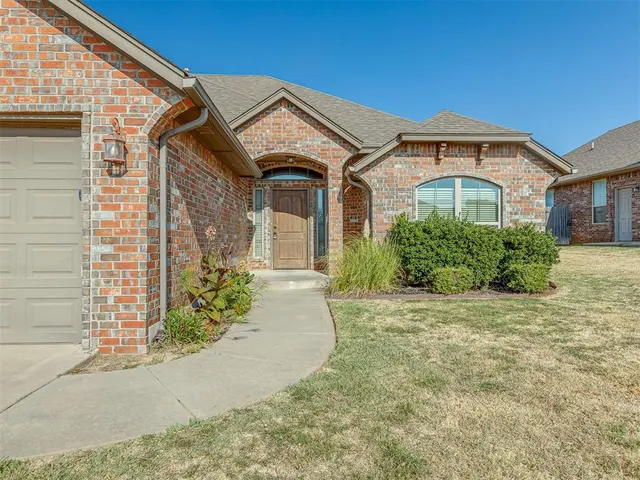 Photo 2 — 529 Whispering Oaks Boulevard, Moore, OK 73160