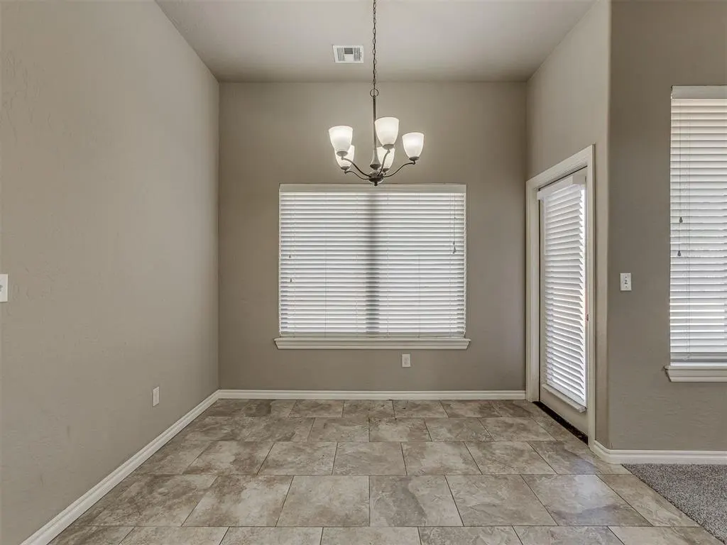 Photo 13 — 529 Whispering Oaks Boulevard, Moore, OK 73160
