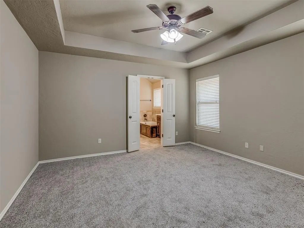 Photo 16 — 529 Whispering Oaks Boulevard, Moore, OK 73160