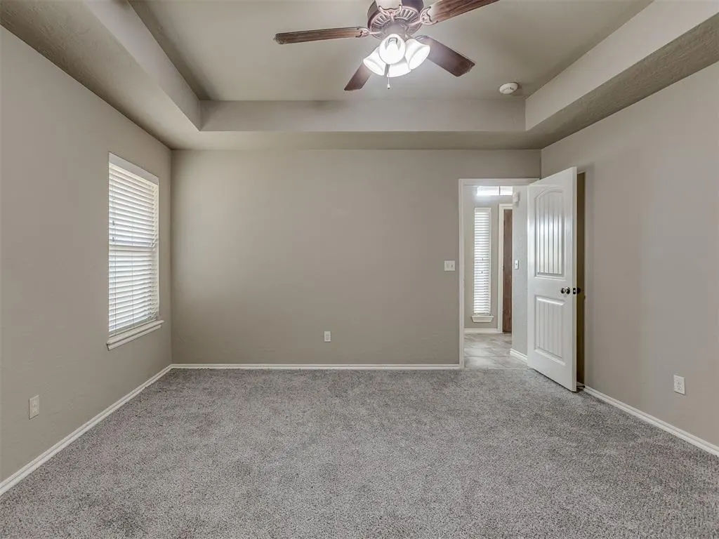 Photo 18 — 529 Whispering Oaks Boulevard, Moore, OK 73160