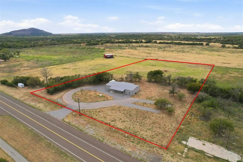 Front exterior — 14721 HWY 44A, Lone Wolf, OK 73655