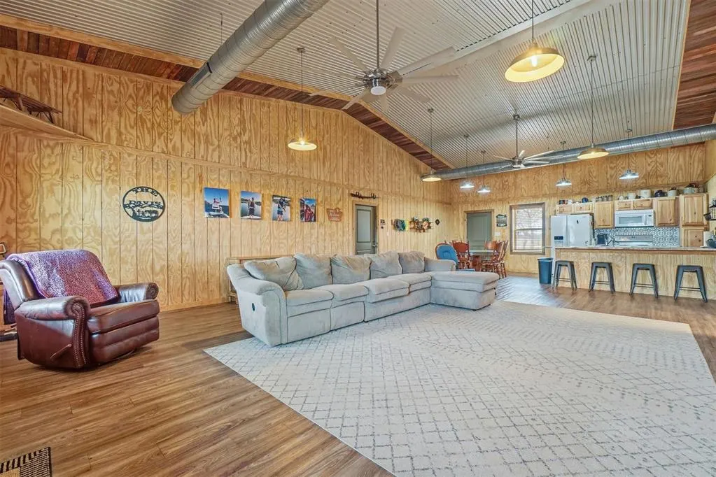 Photo 4 — 14721 HWY 44A, Lone Wolf, OK 73655