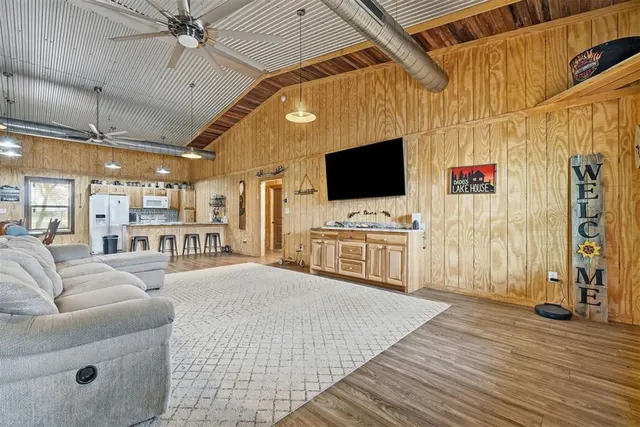Photo 5 — 14721 HWY 44A, Lone Wolf, OK 73655