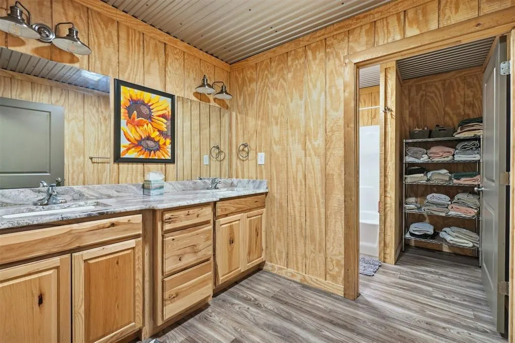 Photo 20 — 14721 HWY 44A, Lone Wolf, OK 73655