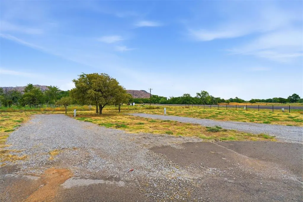Photo 31 — 14721 HWY 44A, Lone Wolf, OK 73655