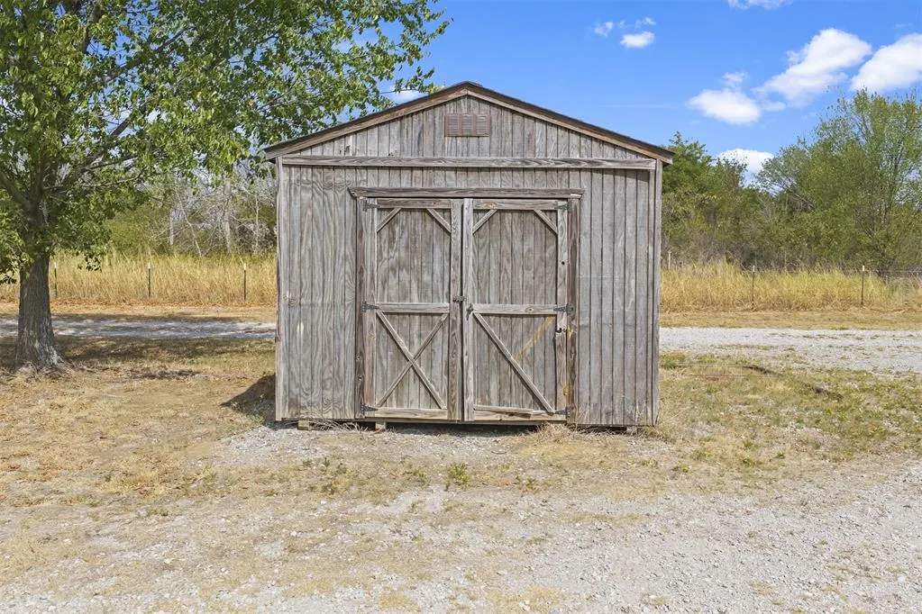 Photo 9 — 23600 State Highway 76, Ratliff City, OK 73481