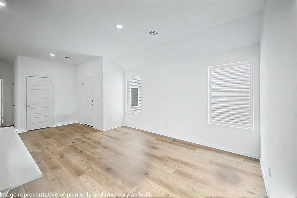 Photo 2 — 3512 Maggie Road, Mustang, OK 73064