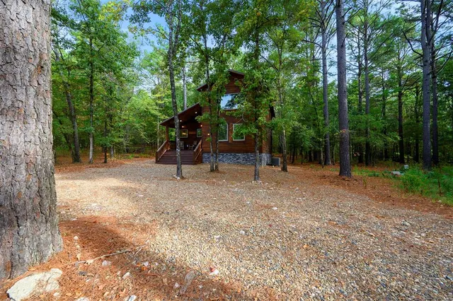 Photo 2 — 291 Split Paddle Lane, Broken Bow, OK 74728