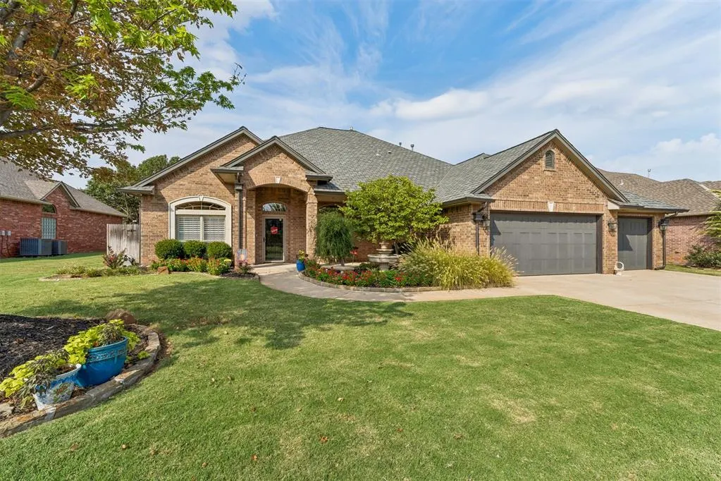 Front exterior — 6609 NW 118th Street, Oklahoma City, OK 73162