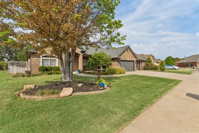 Photo 3 — 6609 NW 118th Street, Oklahoma City, OK 73162
