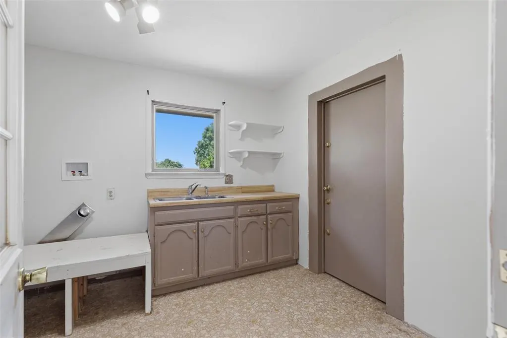 Photo 17 — 103 Skyline Hills, Perry, OK 73077